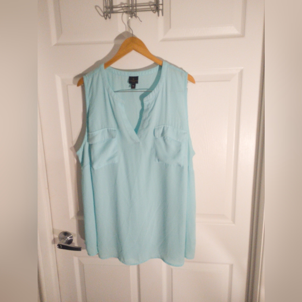 Worthington Plus Size Sleeveless Lightweight Flowy Blouse 3x - Picture 5 of 13